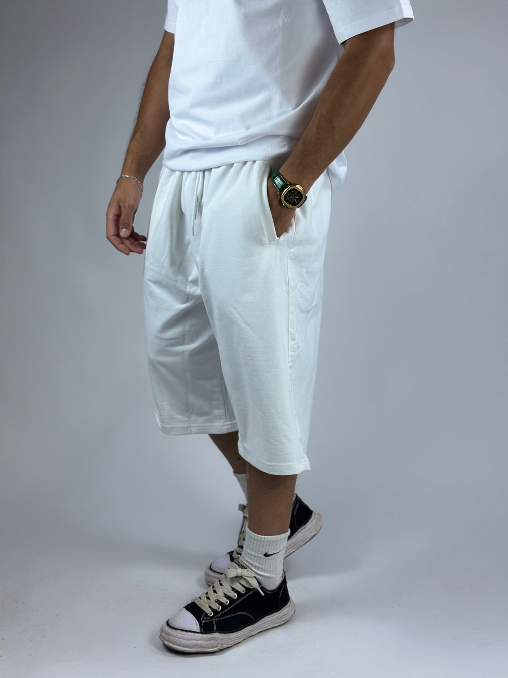 Wide short oversized